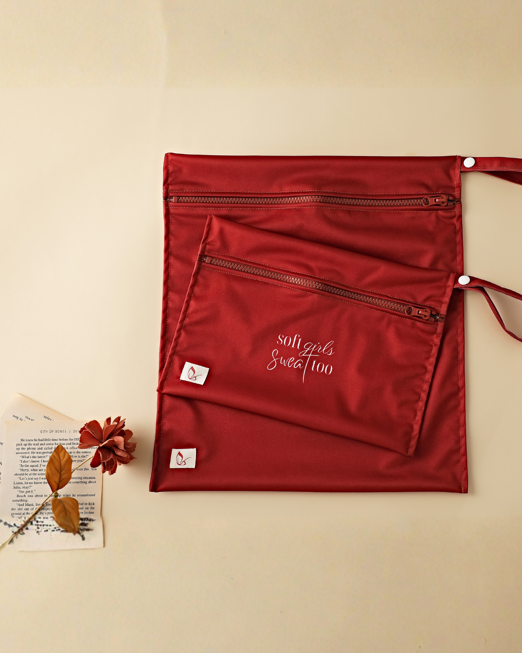 2pc Water-Resistant Sweatbag in Heartbeat Red