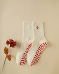 Signature TRUE Crew Grip Socks in Cream